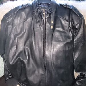 Men's black leather Marc Buchanan Pellepelle jacket, size 48. Very gently worn.